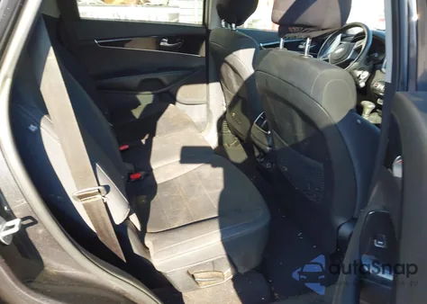 2019 Kia Sorento 2.4L Lx from USA, damaged, VIN 5XYPG4A3XKG553486